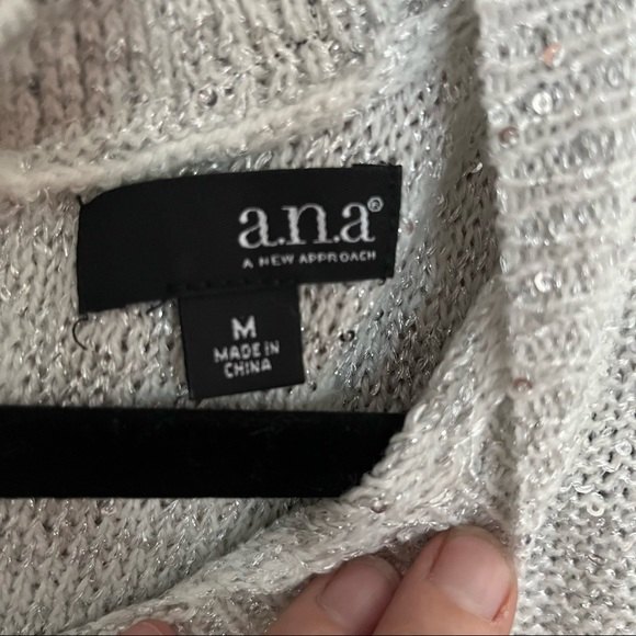 a.n.a Ana Womens Misses Gray Metallic Sequin Bow Tie Back Sweater - Picture 8 of 10